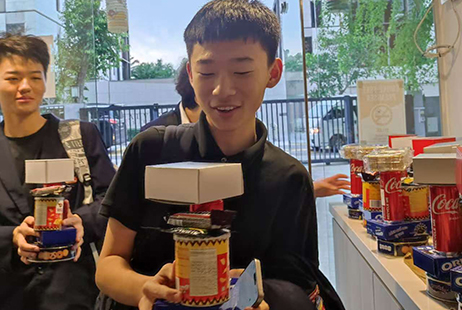 Mid-autumn Festival Celebration in student accommodations